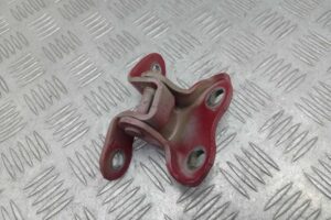 Изображение товара 216701 - 00216701 petlya dveri perednyaya Subaru Legacy 1