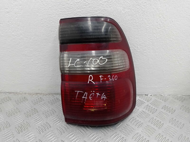 Изображение товара 223105 - 00223105 fonar kryla pravyj SEAT Leon