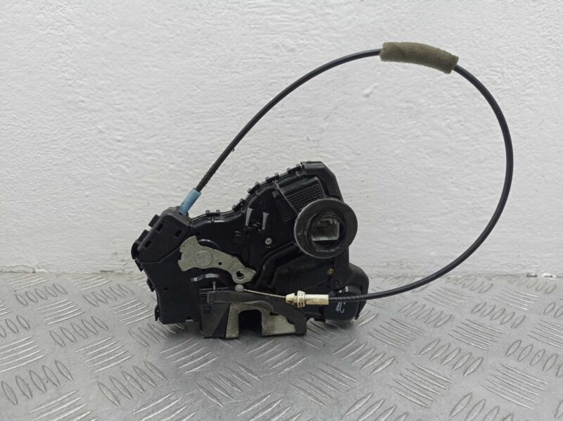 Изображение товара 228368 - 00228368 zamok dveri perednej pravoj Subaru Legacy