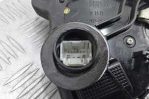 Изображение товара 228368 - 00228368 zamok dveri perednej pravoj Subaru Legacy 3