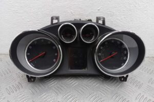 Изображение товара 230298 - 00230298 schitok priborov BMW M4