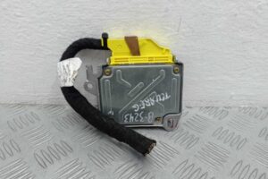 Изображение товара 235601 - 00235601 blok upravleniya podushek bezopasnosti Toyota Matrix 1