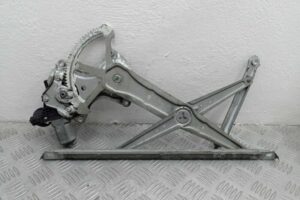 Изображение товара 245854 - 00245854 steklopodemnik perednij pravyj Subaru Legacy 2