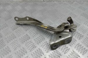 Изображение товара 246366 - 00246366 petlya kapota pravaya Skoda Octavia 1