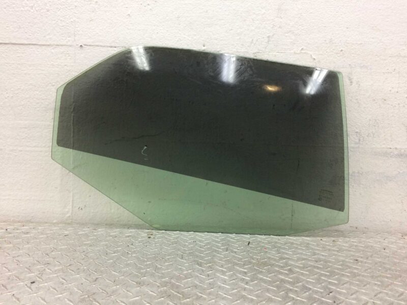 Изображение товара 252014 - 00252014 steklo dveri zadnej pravoj Land Rover Range Rover Evoque20240917070904