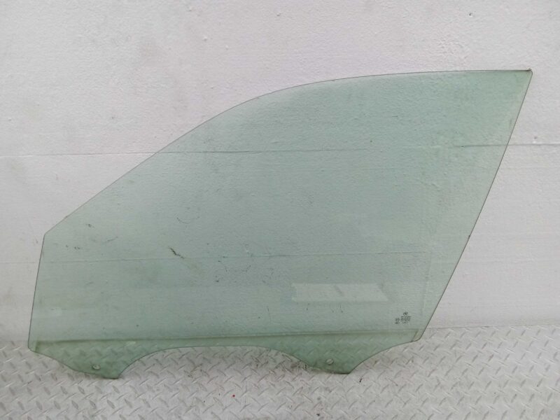 Изображение товара 252139 - 00252139 steklo dveri perednej levoj Aston Martin V8 Vantage20241025121057