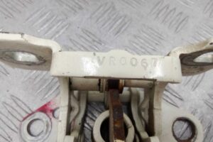 Изображение товара 260539 - 00260539 petlya dveri zadnyaya Land Rover Range Rover Evoque20241007171003 2