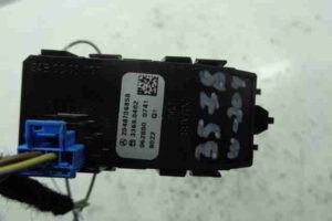 Изображение товара 10221 - 00010221 knopka avarijnoj signalizatsii Honda Ridgeline 2