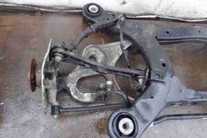 Изображение товара 10945 - 00010945 balka zadnyaya Ford Taurus 2