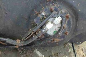 Изображение товара 2803w056161 - 2803w056161 bak toplivnyj Peugeot 107 3