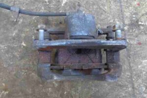 Изображение товара 1369 - 00001369 support perednij levyj Subaru Legacy 3