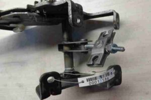 Изображение товара 13586 - 00013586 tormoz ruchnoj Mercedes CLA 3