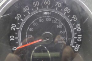 Изображение товара 100135 - 00100135 schitok priborov Renault Laguna 1