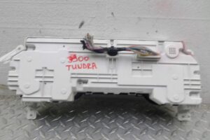 Изображение товара 100135 - 00100135 schitok priborov Renault Laguna 2