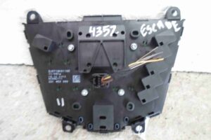 Изображение товара 68202 - 4352w111 panel upravleniya magnitoloj 1