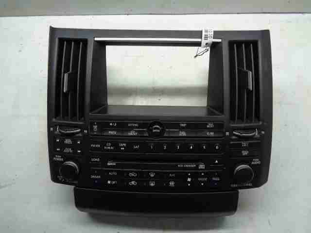 Изображение товара 13479 - 00013479 panel upravleniya magnitoloj Renault Sandero