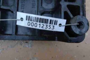 Изображение товара 12353 - 00012353 kreplenie zapasnogo kolesa Ford Sierra 3