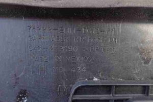 Изображение товара 13009 - 00013009 nakladka dveri (molding) Renault Sandero 2