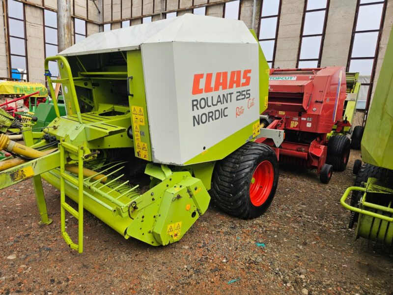 Пресс-подборщик Claas Rollant 255