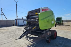 Claas Variant 360