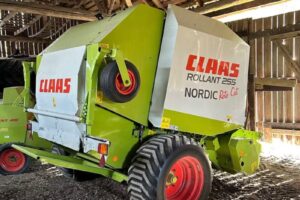 Claas Rollant 255 RC