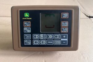 Пульт управления BaleTrak™ Plus John Deere (монитор пресс-подборщика)