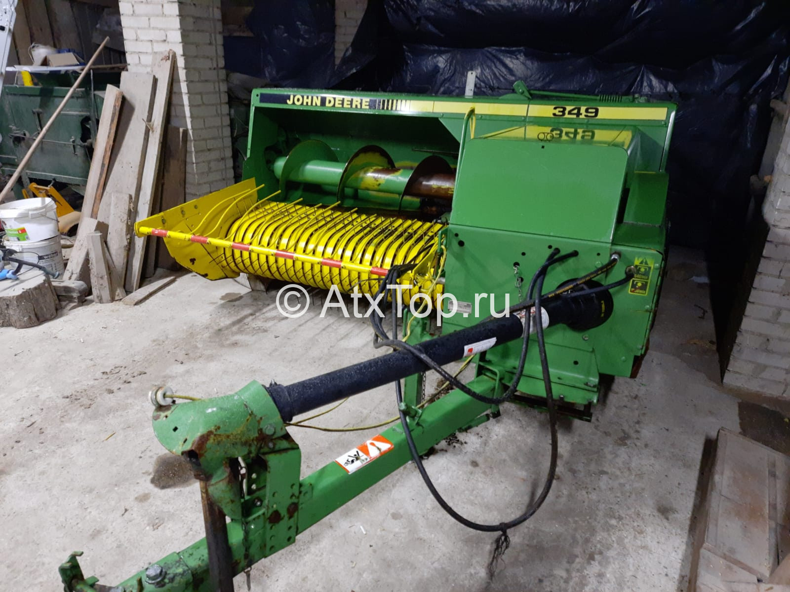 john-deere-349-5