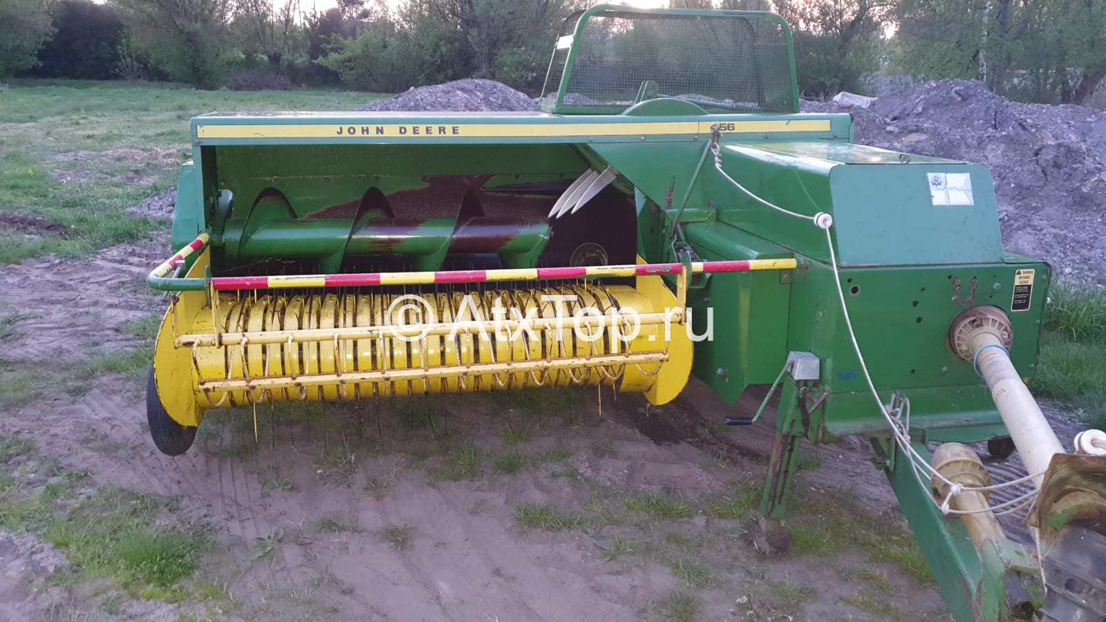john-deere-456-2-7