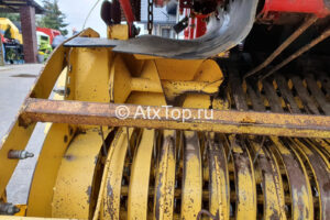 new-holland-br740-11