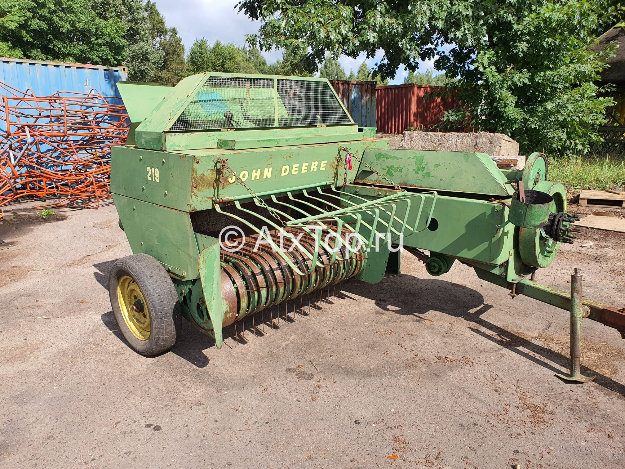 john-deere-219-1