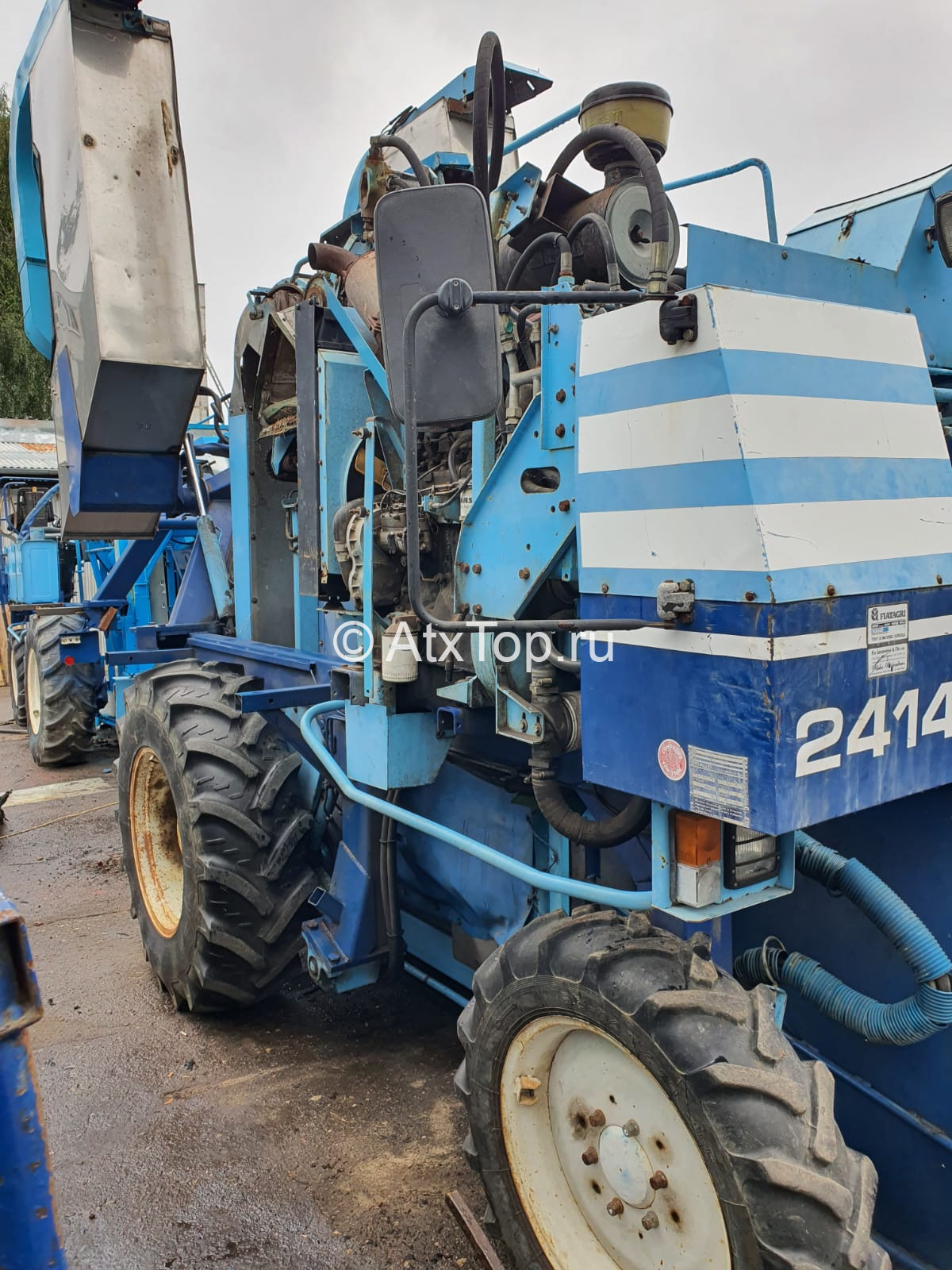 new-holland-braud-2414-4