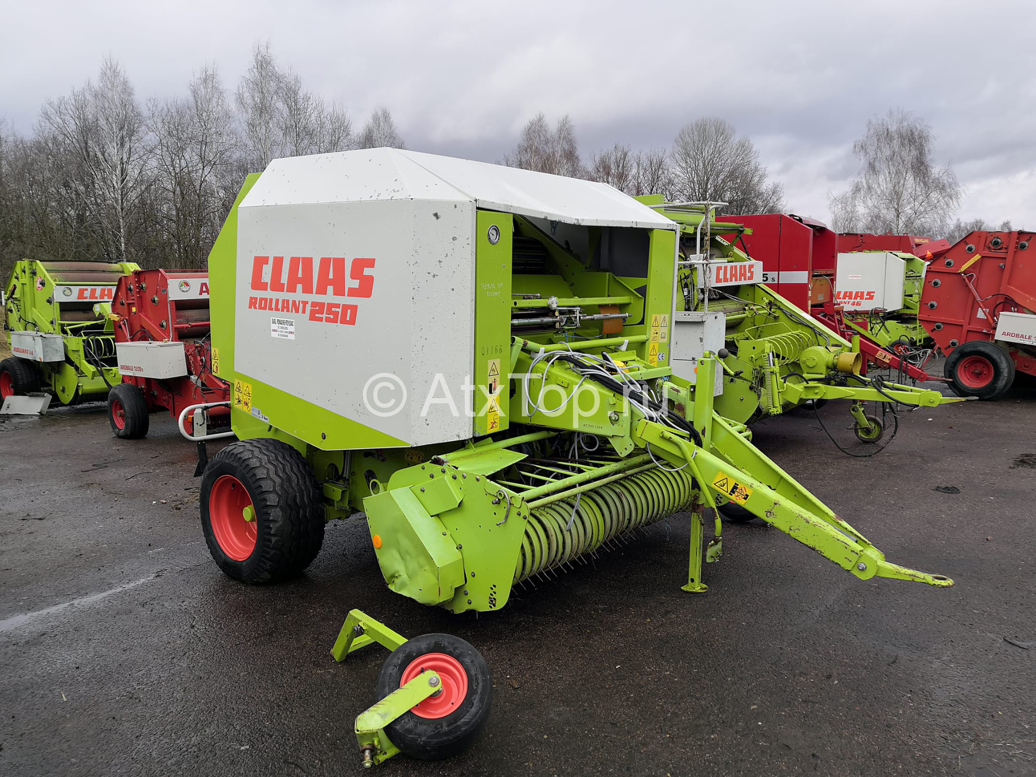 claas-rollant-250-5