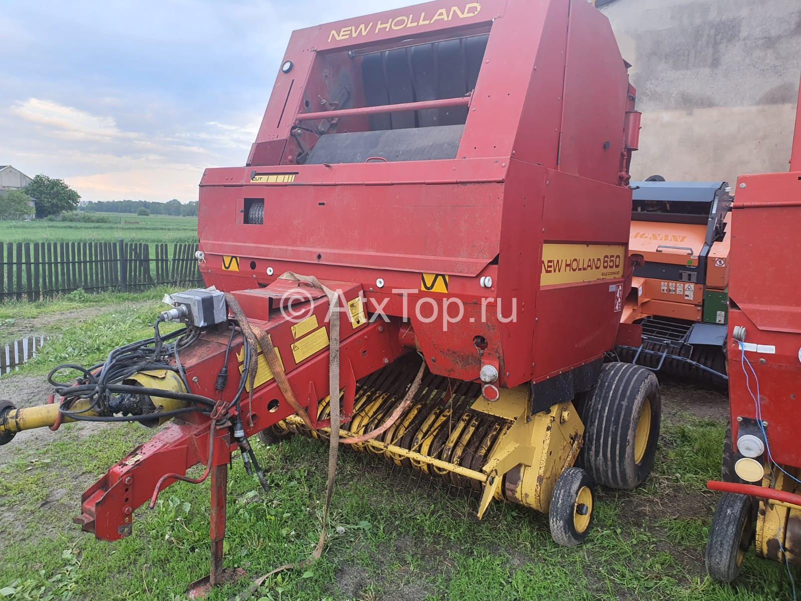 new-holland-650-2-11