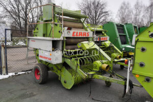 claas-rollant-62-39