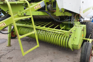 claas-variant-260-3-3