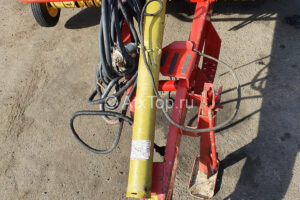 new-holland-648-1