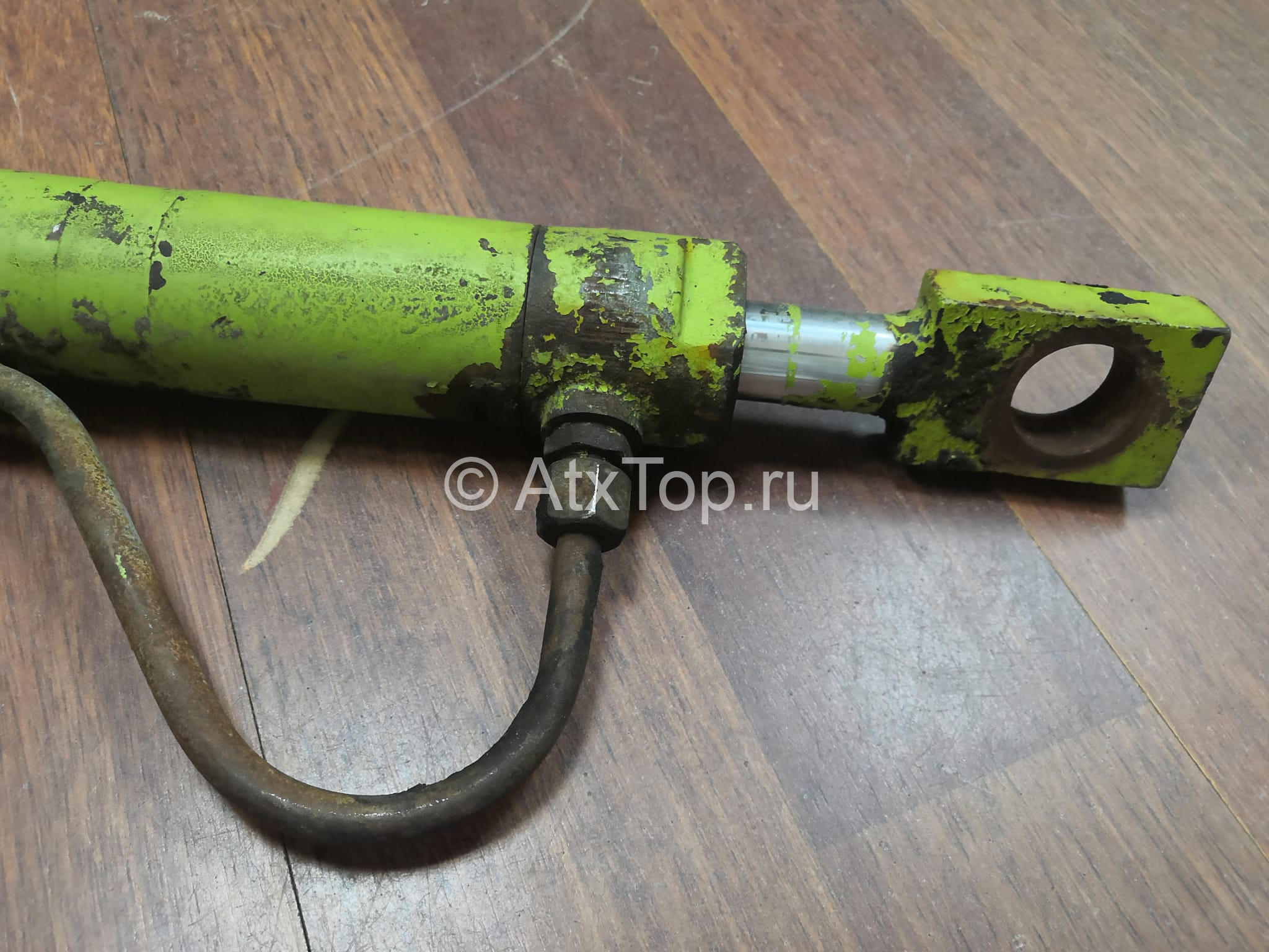 gidrotsilindr-claas-rollant-62-4