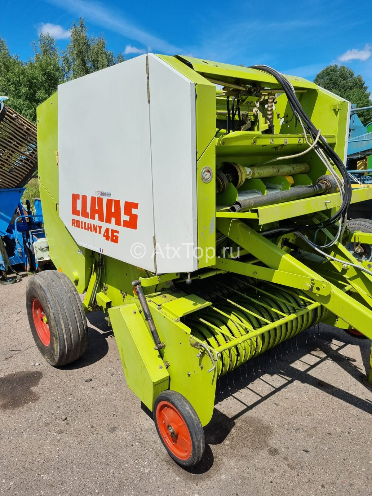 claas-rollant-46-8-1