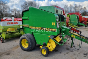 Пресс-подборщик John Deere 575