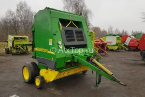 Пресс-подборщик John Deere 582