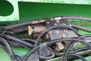 john-deere-590-5-7