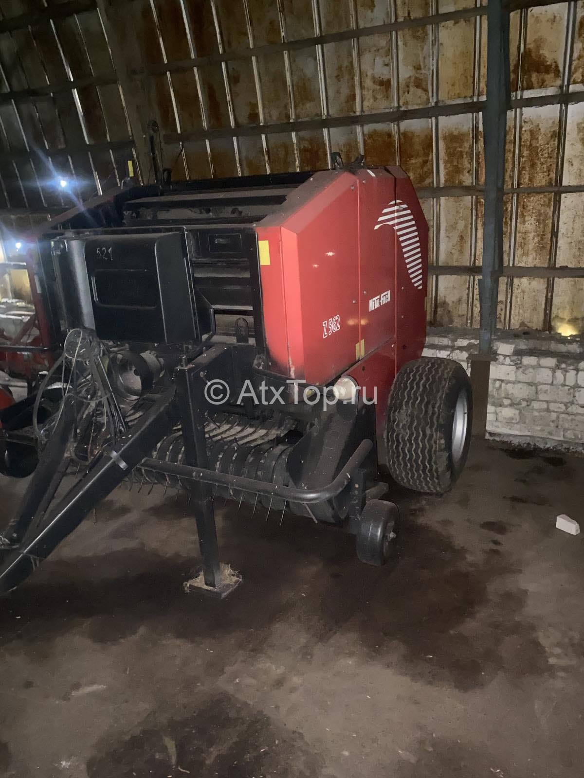 Metal fach z-562