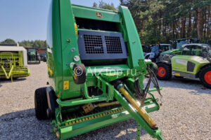 John Deere 854