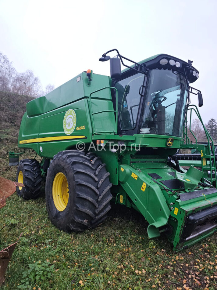 Зерноуборочный комбайн John Deere S690i