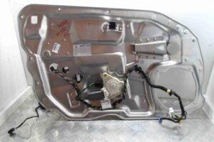 Изображение товара 69198 - 00069198 steklopodemnik perednij levyj Ford Scorpio