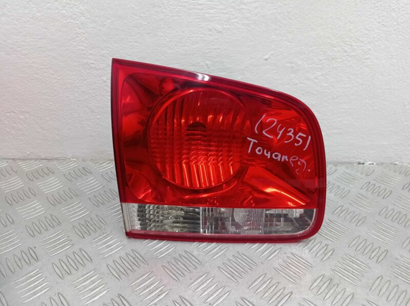 Изображение товара 229468 - 00229468 fonar kryshki levyj Toyota Matrix