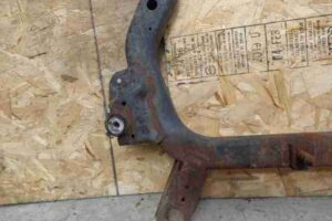Изображение товара 36302 - 00036302 balka perednyaya Opel Omega 2