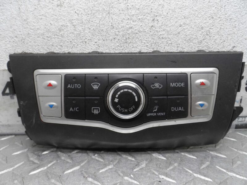 Изображение товара 203290 - 00203290 pereklyuchatel otopitelya Lexus LS