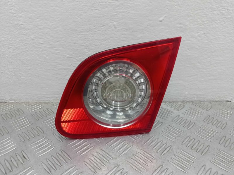 Изображение товара 239935 - 00239935 fonar kryshki pravyj Volvo S40