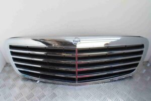 Изображение товара 73005 - 000073005 reshetka radiatora Ford Scorpio 2